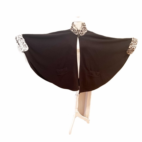 Vintage Cejon black fleece cape. size s/m - Picture 2 of 7
